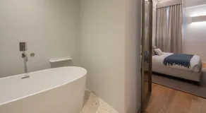 Ninfea Luxury Suites - Image 4