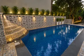 Strand Resort - Image 4