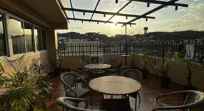 Hotel Royal Suites - Image 5