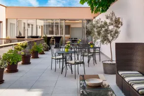 Hotel Carol - Image 5