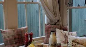 Lodbourne Farmhouse B&B - Image 4