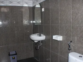 Tri Putri Homestay - Image 5