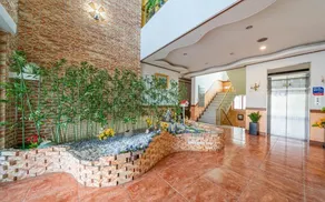 Asan Red House - Image 3