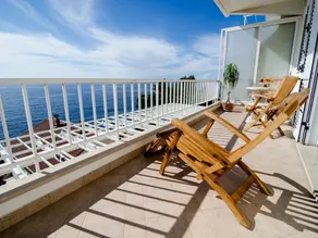 Apartamento vacacional totalmente equipado | Vistas al agua | Se admiten mascotas - Image 4
