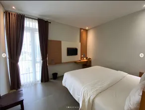ZOE Guest House - Image 2
