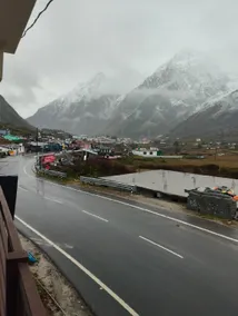 JBK INN BADRINATH - Image 3