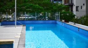 Penthouse Style Apartment, Parking, Pool, Gym - Image 4