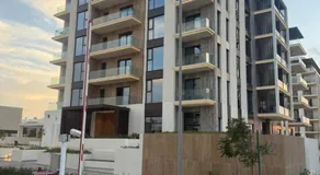 Elegant 1BR Apartment in Al Mouj - Image 5