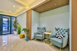 Zeyou Hotel (Chongqing Road Vitality City Branch) - Image 3