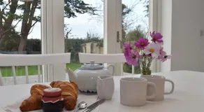 Seaside Retreat - Image 5