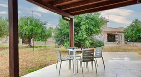 Villa con Piscina - Image 2