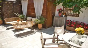 Naftilos Guest House - Image 3