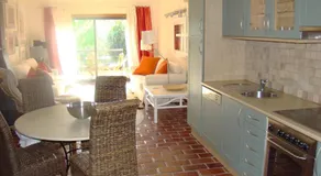 Une maison de campagne près de la plage - Image 3