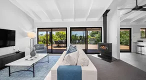 Luxe Waterfront Home - Pool, Pontoon w Deep Water Ocean Access - Image 2