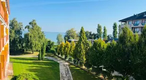 Karolina Beachfront Apartman - Image 4