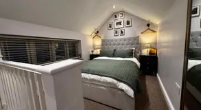 The Tower, 1 bed 1850's Tiny House - Image 2