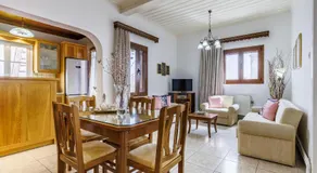 Skopelos Arbaroriza House with sea view - Image 3