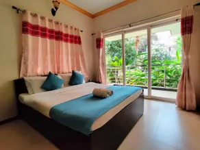 Ivy Retreat Baga by HNH - Image 2