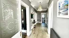 Immanuel House - Modern Luxury Victorian Home 1872 - Free Parking & SuperFast Fibre Optic WiFi - Image 3