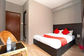 OYO 587 Hotel Tradition Inn - Image 1