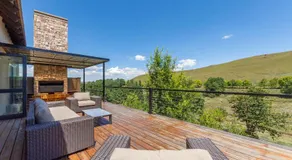 93 Hillcrest - Image 3