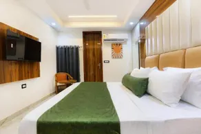 Hotel Signature Suites - Image 2
