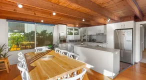 SEAESTA Walking distance to Marengo beach - Image 4