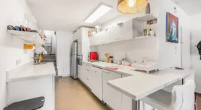 Garden Apartment 1 Min From The Beach - Image 4