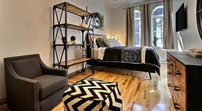 750 Saint-Joseph - Image 2