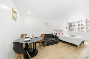 MetaWise BnB Bright 1Bed Studio Near Kings Cross - Bay 6 - Image 5