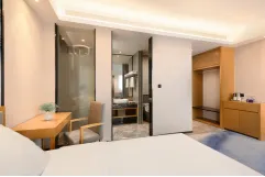 Rezen Royal Hotel Huizhou Huicheng - Image 4
