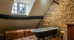 Wyck Cottage - Image 3