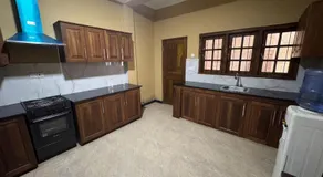 Titanic Villa Kandy - Image 5