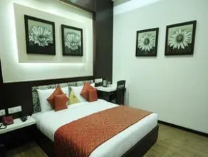 Qotel Hotel AT Residency Kaushambi  - Image 2