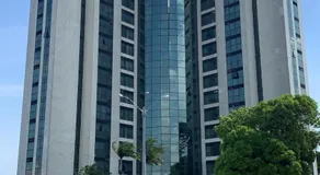 Apartamento no tropical executive hotel com varanda, 1 cama de casal e 2 camas de solteiro - Image 4