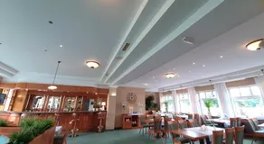 Motel Petro - Image 4