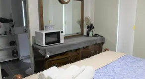Room in Officer - Image 4