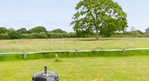 The Witterings Shepherds’ Hut - Image 4