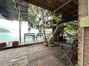 Phi Phi Green House & Sunsky Hostel - Image 3