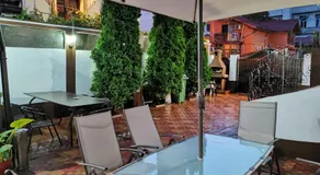 Joe Hostel - Image 3