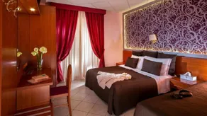Sam Rooms - Image 4