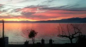 Παραθαλάσσιο διαμέρισμα με κήπο στον Αγιόκαμπο - Image 5
