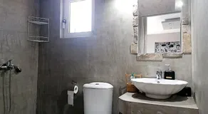 Elafonisos Guesthouse - Image 2