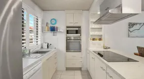 Sealanes Unit 8 Kings Beach QLD - Image 5