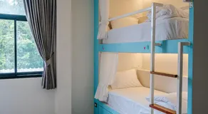 Nomads Koh Tao Party Hostel 18-35 Years Old Only - Image 2