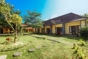 Amazing Superior Room Villa near Tamarind Beach - Image 4