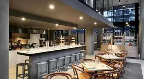 Plush 221 Midnight Braddon 2bedroom 2bathroom Free parking Free wifi - Image 5
