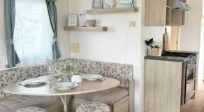 3 Bed-Sleeps 8-Pet Friendly-Parking-Sea View - Image 3