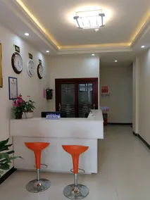 Orange Hotel - Image 3