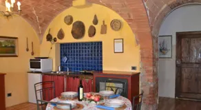 Toscana Autentica - Window to Tuscany, Casale XVI sec, Infinity Pool - Image 4